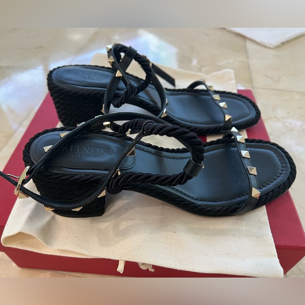 VALENTINO SANDALS ESPADRILLES BLACK straps with STUDS size 39 us9